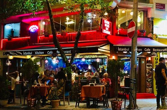 Istanbul Kitchen Cafe Restaurant
